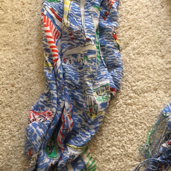 Scarf - Picture 7 of 7